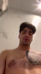 Jovencitobcn21 — Cam4 stream photo (Apr 2026)