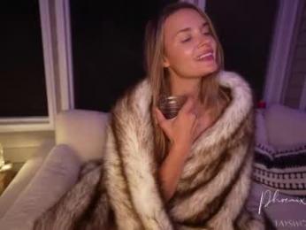 phoenix_taylor — Chaturbate stream photo (Apr 2026)