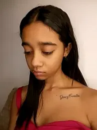 Zoe_Sweett18 — Stripchat stream photo (Apr 2026)