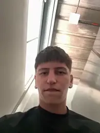 ARON_LUXX — Stripchat stream photo (Feb 2026)