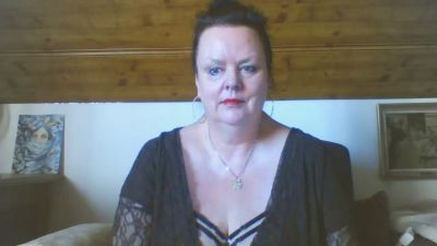 TiffanyMilf — Cam4 stream photo (Apr 2026)