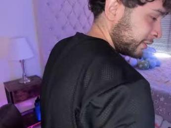 abbyandchris1 — Chaturbate stream photo (Apr 2026)