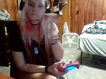 CalliiAllDayy — Stripchat stream photo (May 2025)