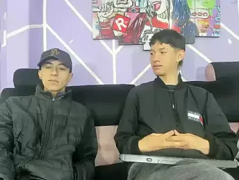 heyy_noah11 — modelo de webcam en línea en stripchat