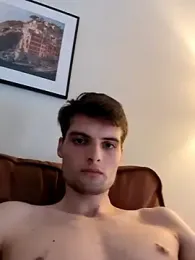 adflmg — Stripchat stream photo (Apr 2026)