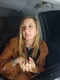 SheIsSomething — Stripchat profile photo