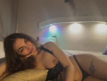 carry_hai — Chaturbate stream photo (Jul 2026)