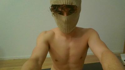 Jultranhot — modelo de webcam en línea en cam4