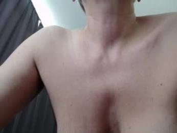 women_pleasures — Chaturbate stream photo (Aug 2026)