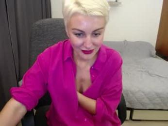 women_pleasures — Chaturbate profile photo