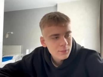 solofury — modelo de webcam en línea en chaturbate