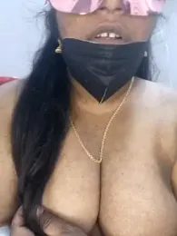 Malluivaniya — Stripchat stream photo (Mar 2024)