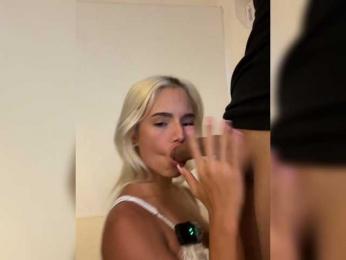 Bubuqueenn — modelo de webcam en línea en bongacams