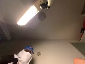 Rebeu_77 — modelo de webcam en línea en stripchat