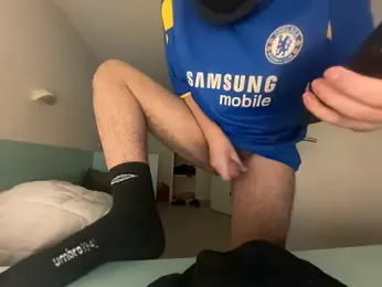 Rebeu_77 — Stripchat stream photo (Apr 2026)