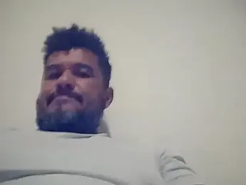 tarra122 — Stripchat stream photo (Apr 2026)