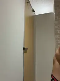 R0422 — Stripchat stream photo (Apr 2026)