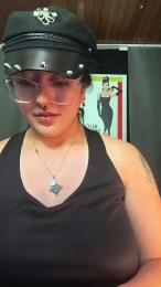 MonikaBohn99 — Cam4 stream photo (May 2026)