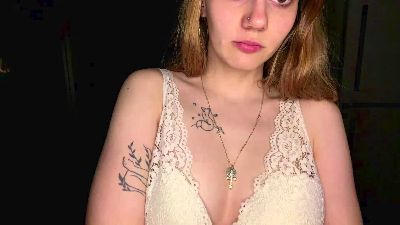 BeckiSalinas — Cam4 stream photo (May 2026)