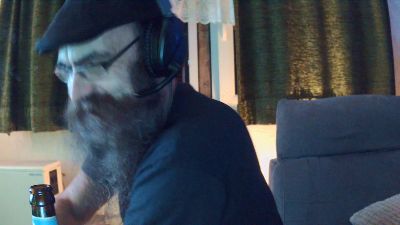 Sepp — modelo de webcam en línea en cam4
