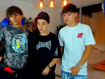 houseofwarrios — modelo de webcam en línea en chaturbate