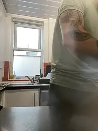 bigguy101 — Stripchat stream photo (Apr 2026)