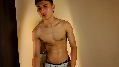 Mugiito — Cam4 stream photo (Aug 2026)