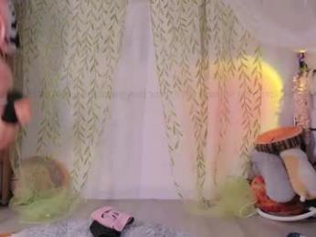 mollyflwers — modelo de webcam en línea en chaturbate