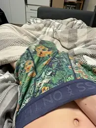 Joshua151 — modelo de webcam en línea en stripchat