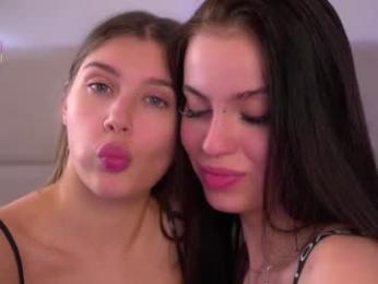 vivid_girls — modelo de webcam en línea en chaturbate