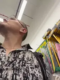 adam-rivera — Stripchat stream photo (Mar 2026)