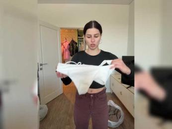 VibroMashulkaDashulka — modelo de webcam en línea en bongacams