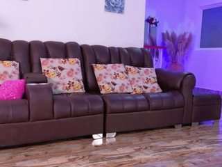 lara-giraldo — Camsoda stream photo (Aug 2026)
