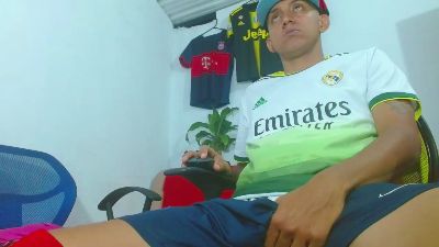 Skinny23cm — modelo de webcam en línea en cam4