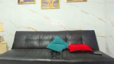 Black_and_whit0 — Cam4 stream photo (Jun 2026)