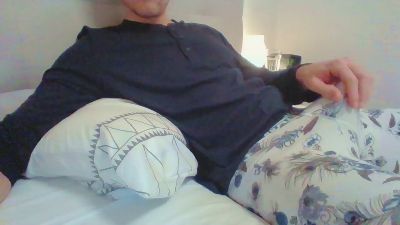 morenn3 — Cam4 stream photo (Mar 2026)