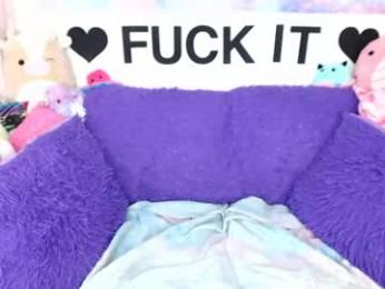 mackenziewolfe — Chaturbate stream photo (Jun 2026)