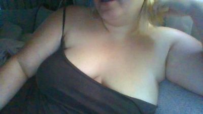 IvannaMystique — modelo de webcam en línea en cam4