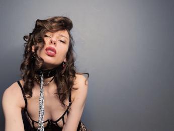 AlyceCox — Livejasmin stream photo (May 2026)