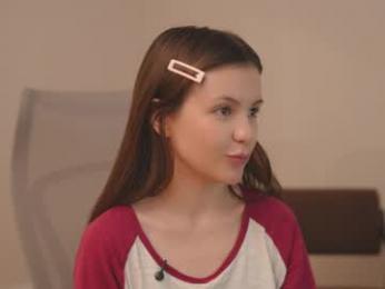 tiny_miracle — Chaturbate stream photo (Apr 2026)