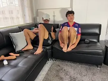 toritoga — modelo de webcam en línea en stripchat