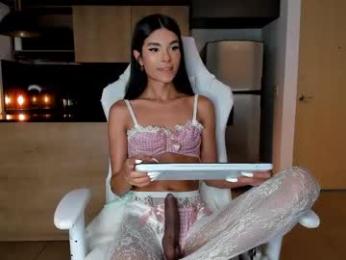 reichel_gray — modelo de webcam en línea en chaturbate