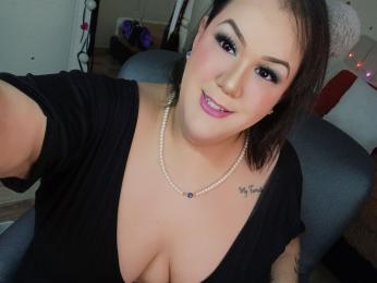GiaMorryss — modelo de webcam en línea en livejasmin