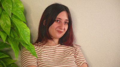 DeeannaBonugli — Cam4 stream photo (Apr 2026)