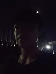 qvq1008 — modelo de webcam en línea en stripchat