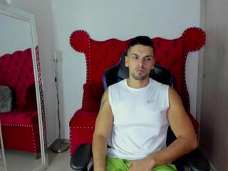 Axel Winters — modelo de webcam en línea en flirt4free
