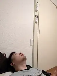 lioncake1221 — Stripchat stream photo (May 2026)