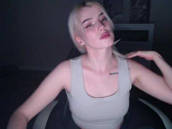 KissMeSlow- — Bongacams stream photo (Jun 2026)