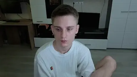 angryzan — Stripchat stream photo (Mar 2026)