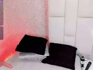 angeles-bust — Camsoda stream photo (Apr 2026)